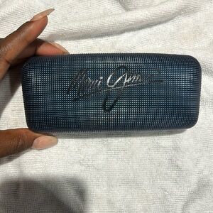Maui Jim Blue Sunglasses Textured Hard Clamshell Case